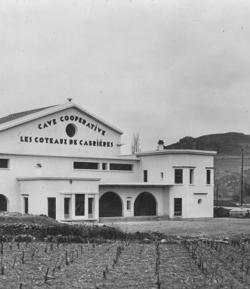 Cave coopérative de Cabrières, Hérault, 1937