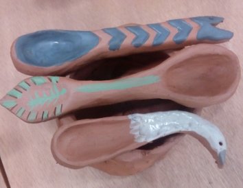 Atelier poterie près de Montpellier – modelage de touillettes et petites cuillères en céramique – Saint-Jean-de-Fos, Argileum