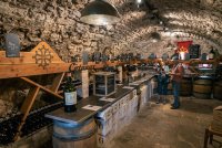 Vignobles en Sc&egrave;ne Grotte de Labeil &copy; Boris Jaladieu