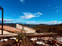 Terrasse panoramique. Vue Lac et Montagne © Sabrina Kimps Docquier